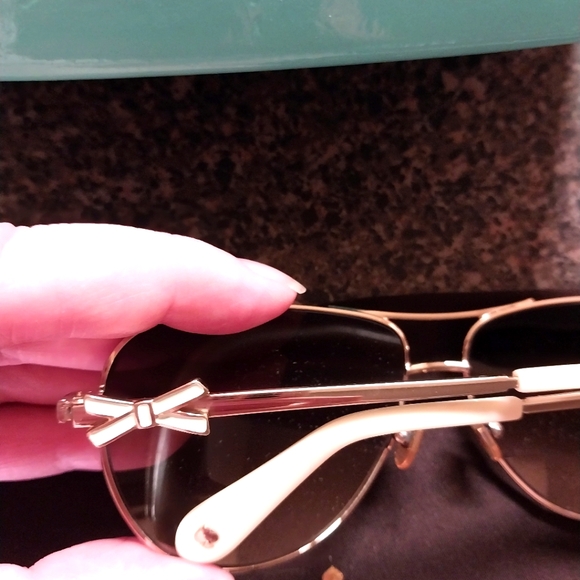 Kate Spade ♠️ Bow Tie 🎀 Sunglasses - Picture 2 of 7